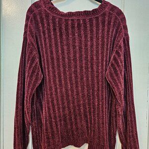 AVA & VIV Burgundy Crewneck Flowy Chenille-Like Sweater